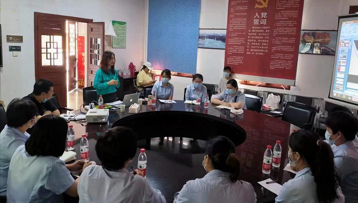 HXQC湖北分公司助推東湖落雁景區(qū)提檔升級(jí)開展禮儀培訓(xùn)